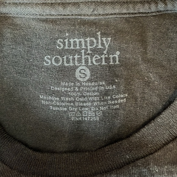Black, Simply Southern long sleeve in black. Size Small. - Picture 3 of 3